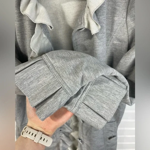 Kut from the Kloth Button Front Ruffle Gray Long Casual Jacket M GUC - Picture 11 of 16